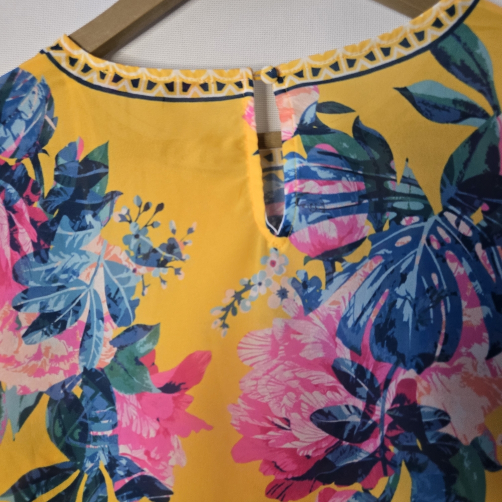JEALOUS TOMATO Size S Bright Yellow Floral Summer Blouse - Picture 8 of 11